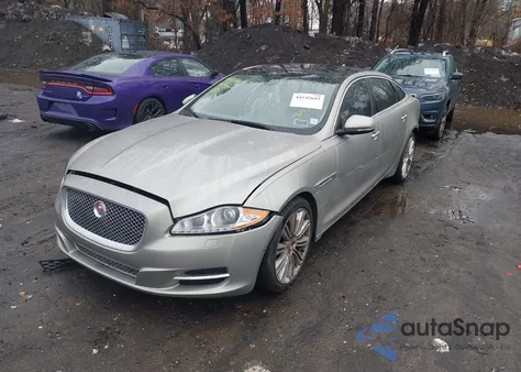 2016 Jaguar Xj Supercharged z USA, uszkodzony, nr VIN SAJWA1CE8GMW00581